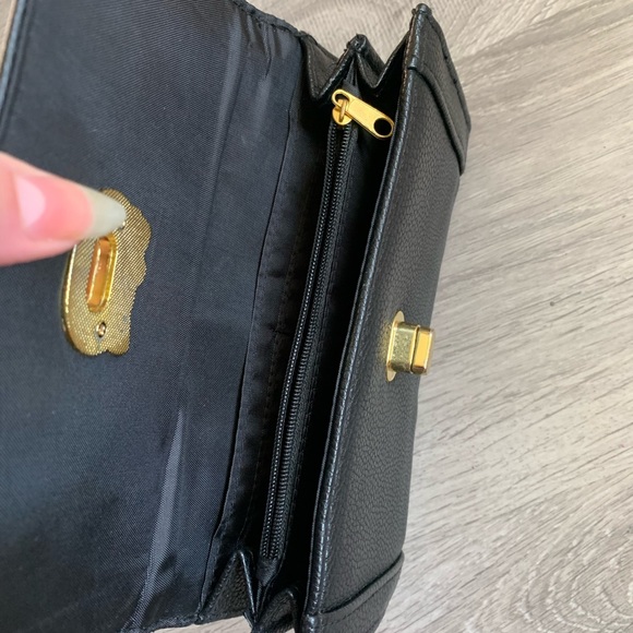 Hello Kitty Wallet *RARE* - Picture 3 of 3